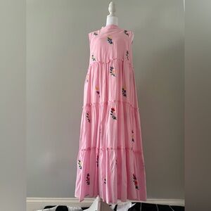 NWT j.Marie Lana Light Pink Tiered Midi Dress with Floral Embroidery